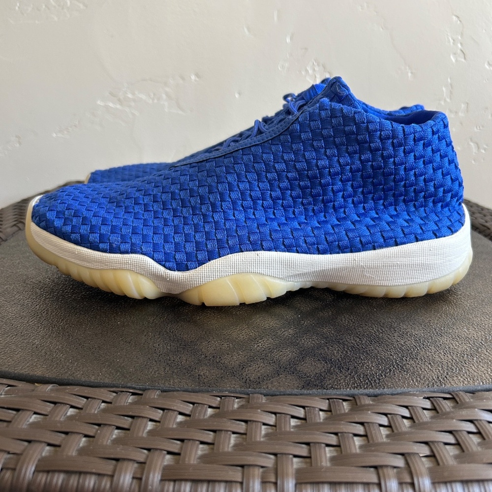 Jordan Future Hyper Royal Activewear Lace Up Sneakers Size 12 - Picture 6 of 10